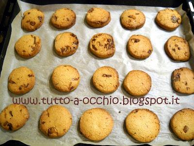 L'arte del riciclo (WHB#379) - Biscotti al burro d'arachidi e 'gocce' di cioccolato