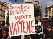 piazza contro Magistris, Napoli cittadini pentiti loro voto