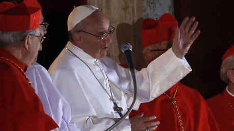 LIFESTYLE DEL PAPA: FRANCESCO è TREND !