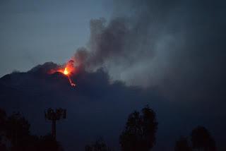 Eruzione dell'Etna 11/04/2013