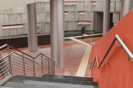 Ma sta cosa della Stazione Annibaliano della nuovissssima Metro B1 che si allaga ad ogni sgrulletto di pioggia non sarebbe uno scandalo da Tg1 delle 20 in qualsiasi altro paese?