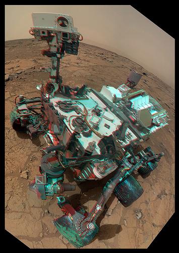 Curiosity sol 84 sol 177 - MAHLI self portrait anaglyph