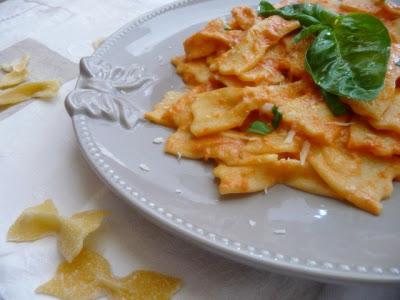 FARFALLE al MASCARPONE ROSA