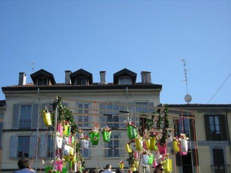 A Milano il Naviglio si veste di fiori!