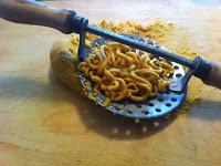 PASSATELLI IN BRODO