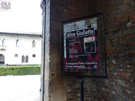 Manifesto reading Altre Giuliette