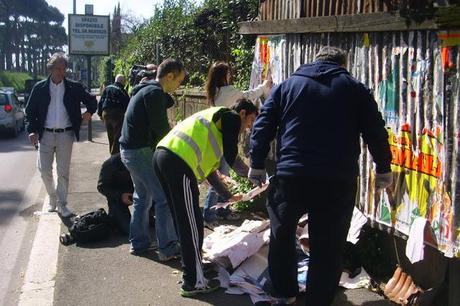 RIPRENDIAMOCI ROMA INSIEME AL MOVIMENTO 5 STELLE PER RIPULIRE IL PARCO DEL PINETO E A DEFIGGERE I MANIFESTI ABUSIVI PER LE PRIMARIE DI DAVID SASSOLI