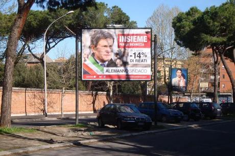 APPENA DUE ANNI FA DENUNCIAVA RACKET DEI CARTELLONARI, OGGI UTILIZZA QUEI CARTELLONI PER FARSI CAMPAGNA LA ELETTORALE! LA COERENZA DI ALEMANNO.