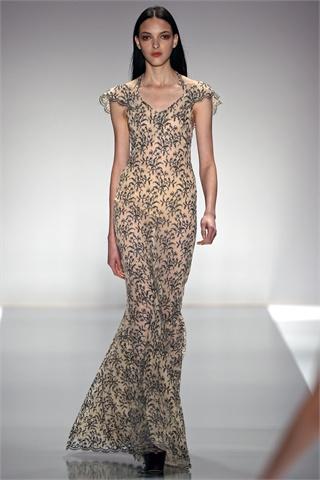 S/S 2013 fashion trends: floral embroidery