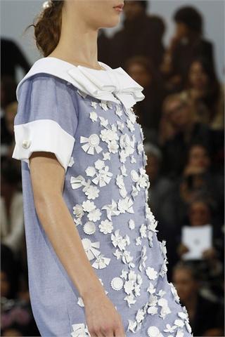 S/S 2013 fashion trends: floral embroidery