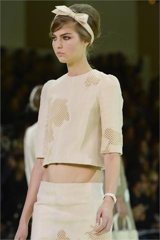 S/S 2013 fashion trends: floral embroidery