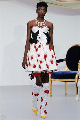 S/S 2013 fashion trends: floral embroidery
