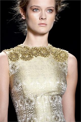 S/S 2013 fashion trends: floral embroidery