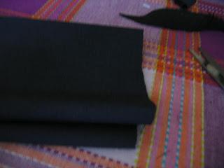 Da pantaloni a collana...(della serie:non si butta niente