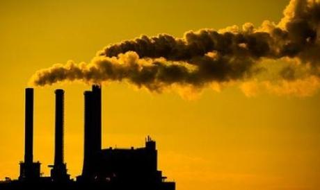 Ue, no ad aumento quote CO2. Greenpeace: un fallimento