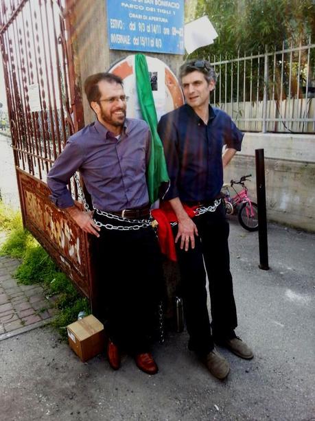 532163_404474539650966_805657989_n