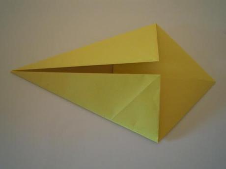 PESCE ORIGAMI
Questo pesciolino è facile da realizzare anche per...