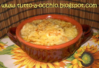 Francia - Soupe à l'oignon gratinée (zuppa di cipolle gratinata)