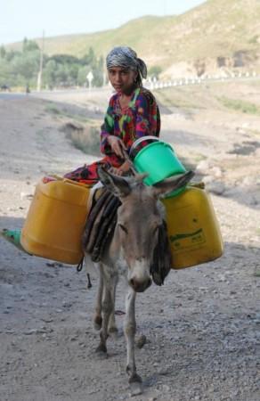 Una ragazza in Tagikistan