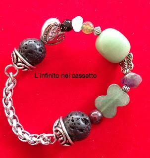 BRACCIALI ... pietre a contatto con il corpo!