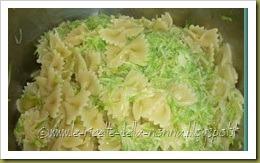 Farfalle alle zucchine con pancetta croccante e cipolla caramellata (5)