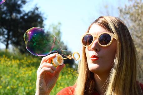 Spring, flowers and bubbles