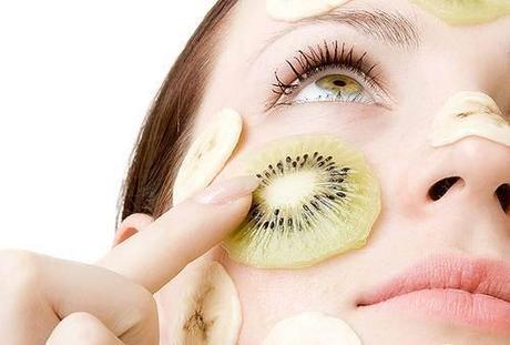 SOS viso: gel esfolianti e maschere facciali maschera-viso