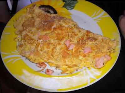 Omelette salmone ed erba cipollina