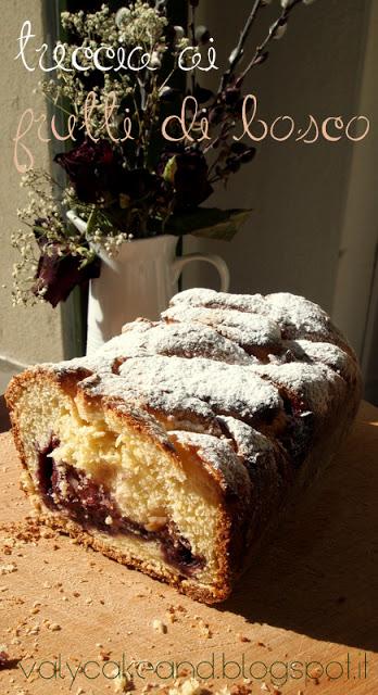 La treccia di pan brioche per la colazione di una che è a dieta