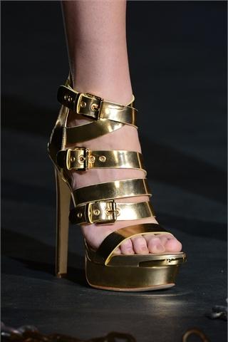 S/S 2013 fashion trends: metallic