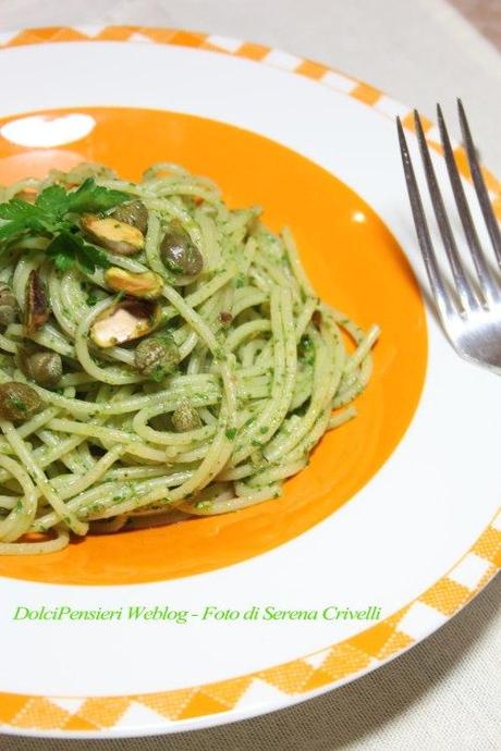 SPAGHETTI CON PESTO DI PREZZEMOLO (27)+