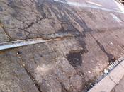 disgregazione manto stradale della città qualcosa serve: racconta Roma piena tram. Ripristiniamoli!