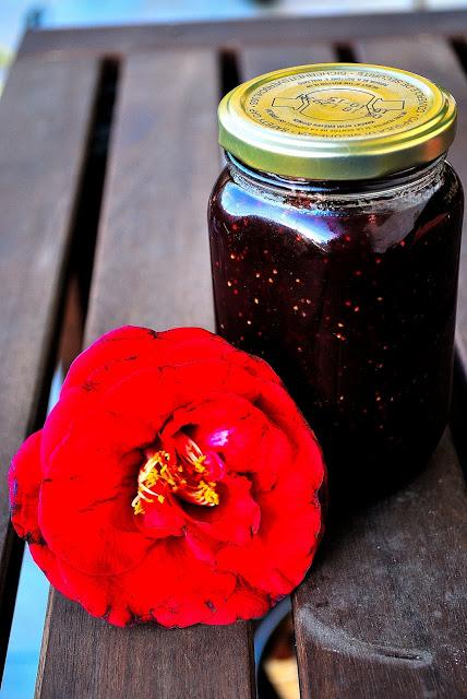 Marmellata di fragole (con e senza bimby)