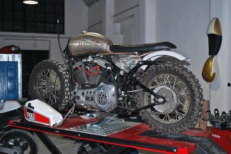 Friday's Cafe Twin collection