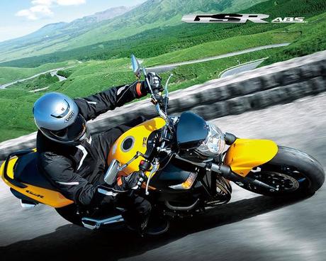 Suzuki GSR 400 ABS 2013