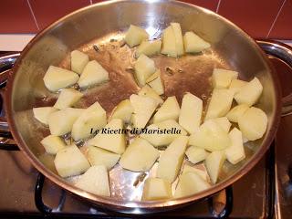 Pollo in padella con contorno di patate