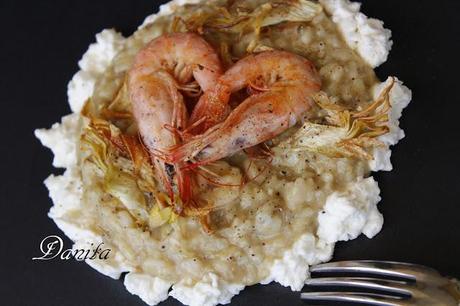 Risotto ai carciofi, gamberi e burrata