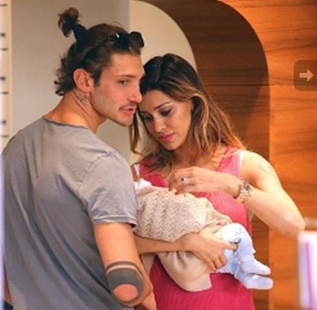 Stefano De Martino: depressione post-partum?