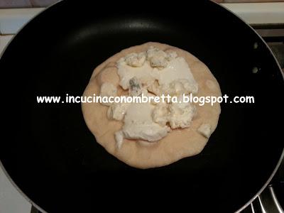 Pizzette cotte in padella