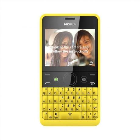 NOKIA PRESENTA IL WHATSAPP PHONE