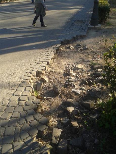 25 aprile? Beh ma tutti a Villa Borghese per una corroborante passeggiata no!?