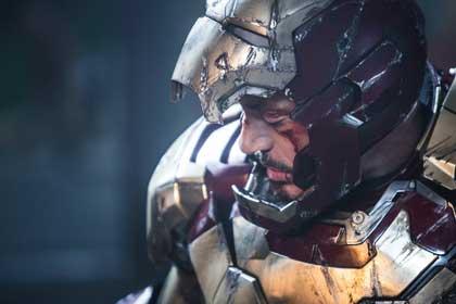 Recensione IRON MAN 3: un film con un eroe divertente, eccentrico, sempre più umano