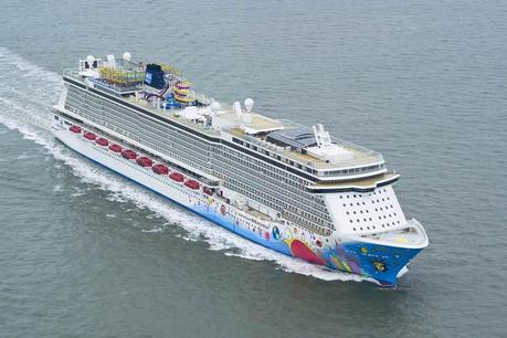 I cantieri Meyer Werft consegnano a Norwegian Cruise Line la nuova Norwegian Breakaway! Diretta web del Dream Blog domenica 28 Aprile.