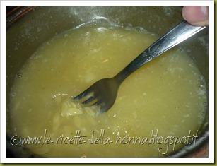 Stracciatella in brodo con puntine di riso e noce moscata (6)