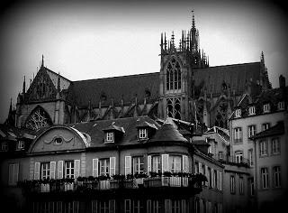 La cattedrale di Metz in bianco e nero.