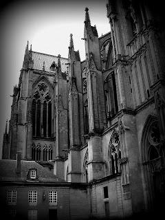 La cattedrale di Metz in bianco e nero.