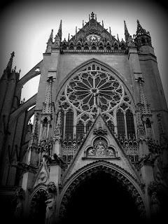 La cattedrale di Metz in bianco e nero.