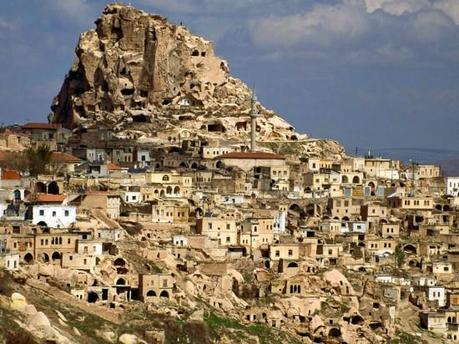 Mostra Italia – Turchia : il vivere in grotta lungo le vie della Puglia e della Cappadocia
