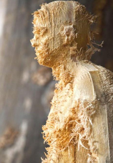 TEXTURES DI LEGNO NELLE MERAVIGLIOSE SCULTURE DI ARON DEMETZ