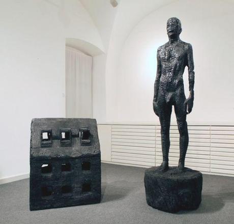 TEXTURES DI LEGNO NELLE MERAVIGLIOSE SCULTURE DI ARON DEMETZ